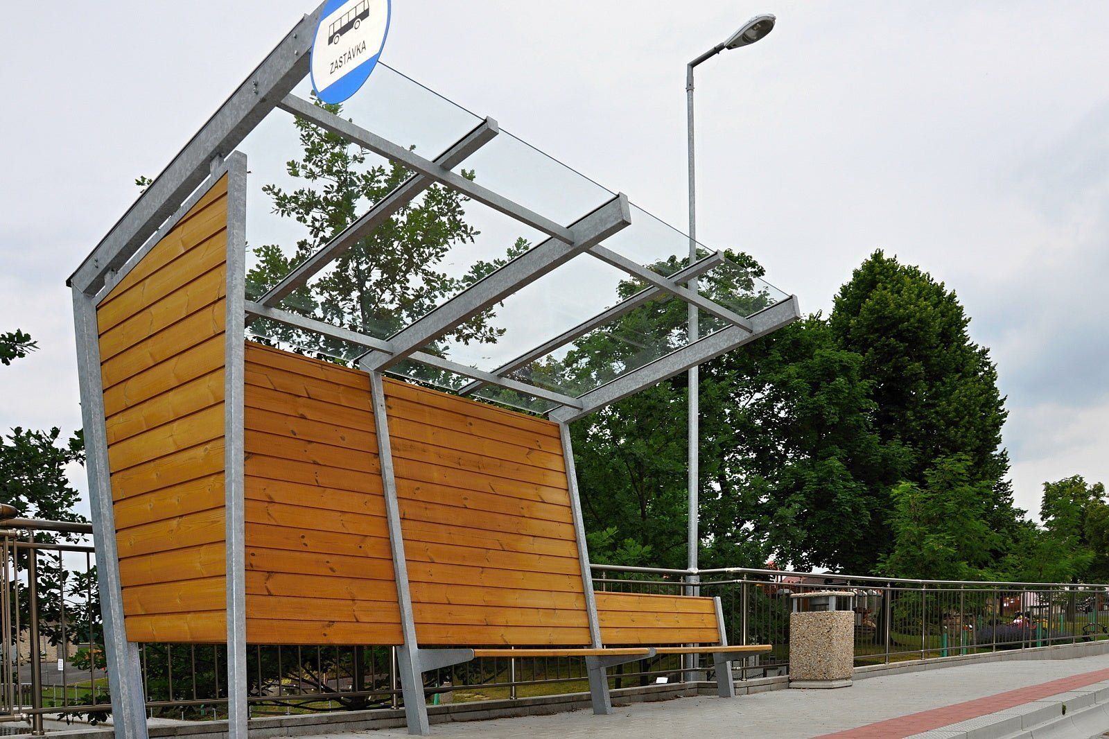 CIMERO Wartehalle - Fahrradständer - Stadtmöbel.de