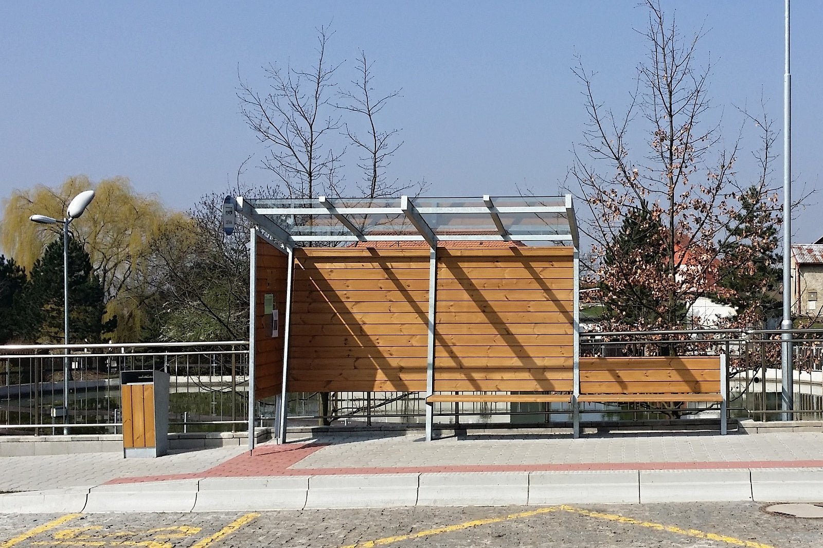 CIMERO Wartehalle - Fahrradständer - Stadtmöbel.de