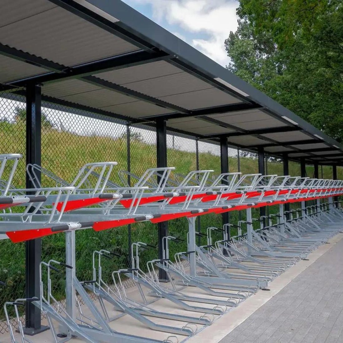 Doppelstock Fahrradparkanlage - Fahrradständer - Stadtmöbel.de